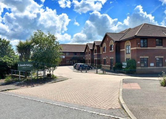 Entrance-to-Lindridge-Care-Home